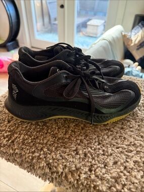 RAD V1 Black and Gum